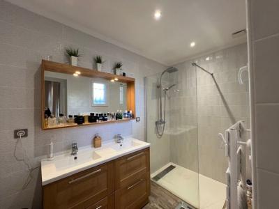 For sale CALME, PROCHE CENTRE 5 rooms 130 m2 Herault (34810) photo 4