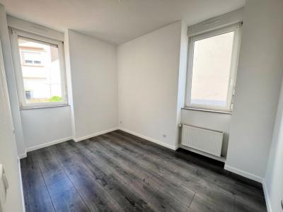 For rent Roanne 2 rooms 41 m2 Loire (42300) photo 3