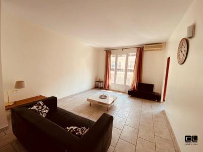 Louer Appartement 77 m2 Lyon-6eme-arrondissement