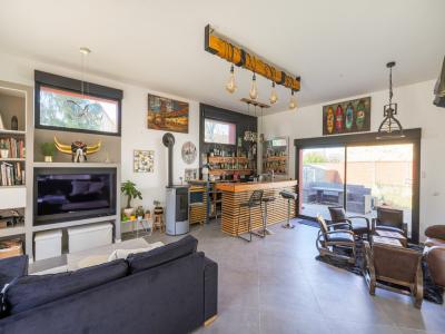 For sale Sainte-genevieve-des-bois 10 rooms 180 m2 Essonne (91700) photo 2