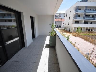For rent Villeurbanne 3 rooms 63 m2 Rhone (69100) photo 0