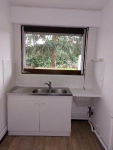 For rent Chatenay-malabry 4 rooms 81 m2 Hauts de Seine (92290) photo 2