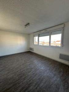 For rent Troyes 1 room 26 m2 Aube (10000) photo 1
