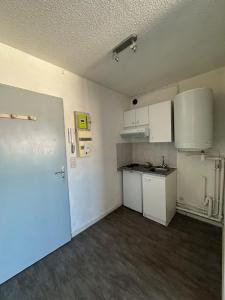 For rent Troyes 1 room 26 m2 Aube (10000) photo 4