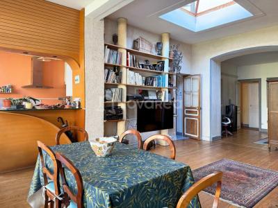 For sale Pau 5 rooms 111 m2 Pyrenees atlantiques (64000) photo 3