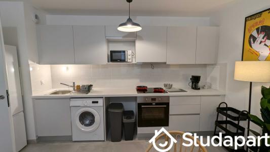 For rent Clichy 1 room 20 m2 Hauts de Seine (92110) photo 1