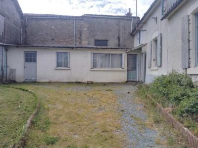 For sale 5 rooms 89 m2 Deux sevres (79240) photo 0
