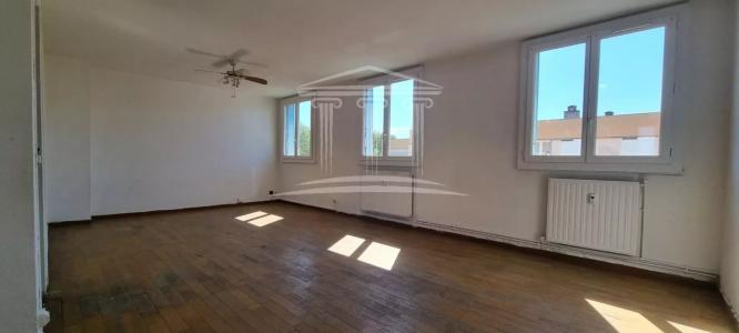 For sale 4 rooms 72 m2 Vaucluse (84700) photo 0