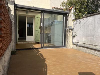 For sale AVENUE DES MONTS BLANCS 3 rooms 44 m2 Bouches du Rhone (13380) photo 1