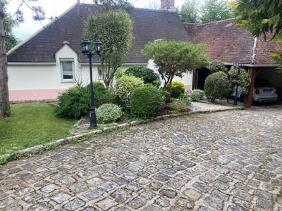 For sale Rebais 5 rooms 160 m2 Seine et marne (77510) photo 1