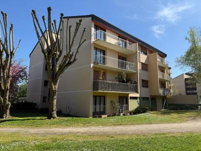 For sale Angers 3 rooms 70 m2 Maine et loire (49000) photo 0