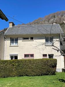 For sale Mont-dore 8 rooms 130 m2 Puy de dome (63240) photo 2
