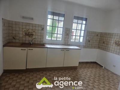For sale Baugy 4 rooms 77 m2 Cher (18800) photo 1
