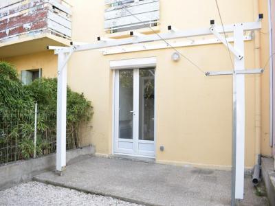 For rent Narbonne 1 room 25 m2 Aude (11100) photo 1