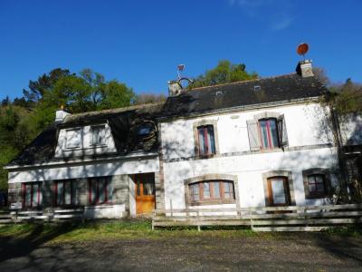 For sale Lignol 6 rooms 154 m2 Morbihan (56160) photo 2
