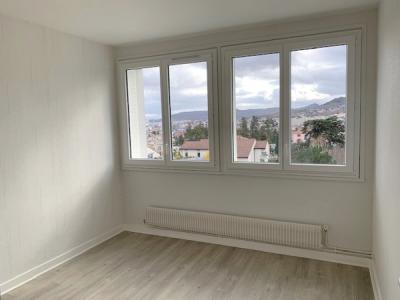 For rent Chamalieres 1 room 29 m2 Puy de dome (63400) photo 3