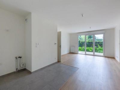 For sale Saint-priest 4 rooms 75 m2 Rhone (69800) photo 0