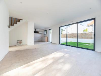 For sale Chapelle-sur-erdre 6 rooms 141 m2 Loire atlantique (44240) photo 0