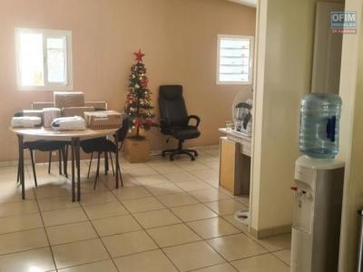 Annonce Location Bureau Tampon 974