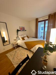 Louer Appartement Levallois-perret 980 euros
