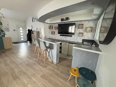 For sale CALME 5 rooms 193 m2 Ain (01190) photo 4