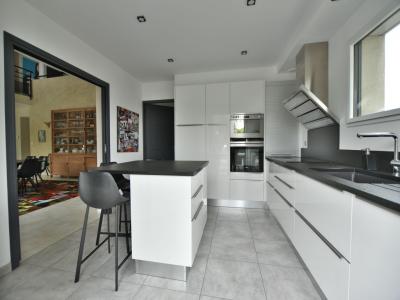 Acheter Maison  748800 euros