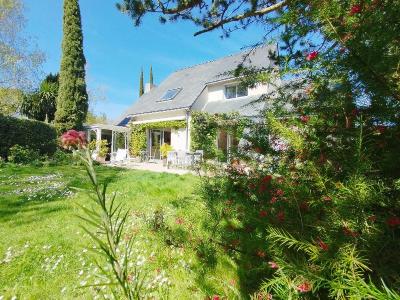 For sale 6 rooms 140 m2 Loire atlantique (44350) photo 0