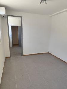 For sale AIX NORD 1 room 28 m2 Bouches du Rhone (13860) photo 2