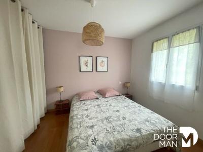 For sale Saint-gelais 6 rooms 139 m2 Deux sevres (79410) photo 4