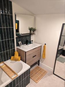 For rent Bordeaux 2 rooms 36 m2 Gironde (33000) photo 1