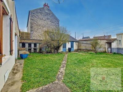 For sale Pussay 5 rooms 96 m2 Essonne (91740) photo 1