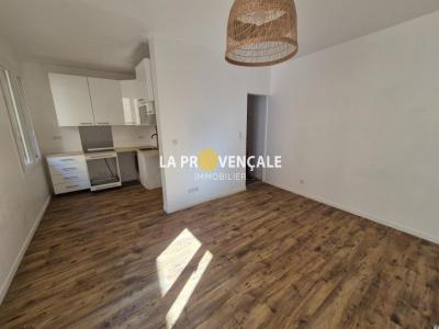 For sale Puyloubier 4 rooms 70 m2 Bouches du Rhone (13114) photo 2