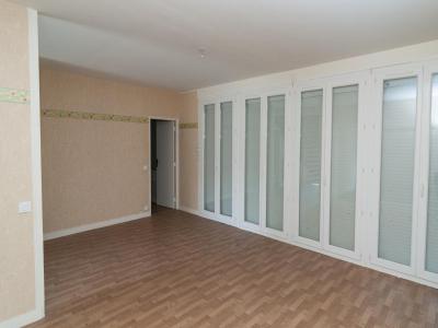 For rent Lucay-le-male 4 rooms 106 m2 Indre (36360) photo 2