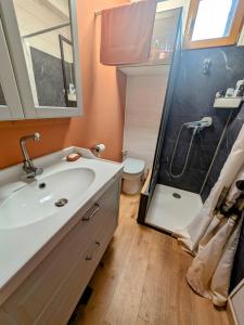 For sale PROCHE GOUDARGUES 2 rooms 40 m2 Gard (30630) photo 3