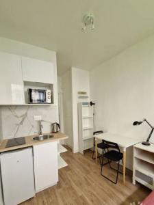 Annonce Location Appartement Paris-16eme-arrondissement 75