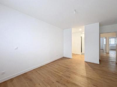 For sale Reims 6 rooms 140 m2 Marne (51100) photo 3