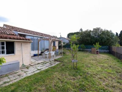 For sale Pouget 4 rooms 82 m2 Herault (34230) photo 3