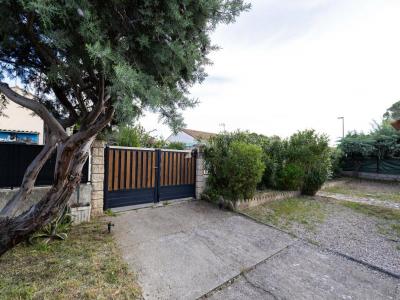 For sale Pouget 4 rooms 82 m2 Herault (34230) photo 4