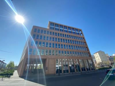 For rent Ivry-sur-seine 1339 m2 Val de Marne (94200) photo 1