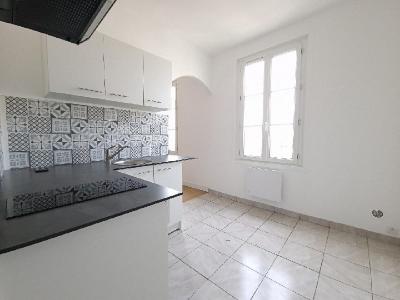 For sale 1 room 32 m2 Oise (60100) photo 1
