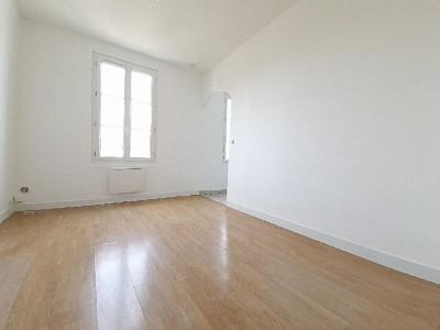 For sale 1 room 32 m2 Oise (60100) photo 3