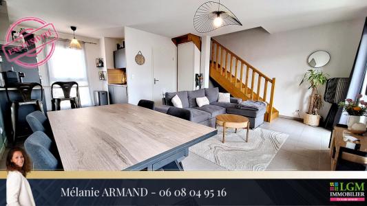 For sale Aimargues 4 rooms 75 m2 Gard (30470) photo 0