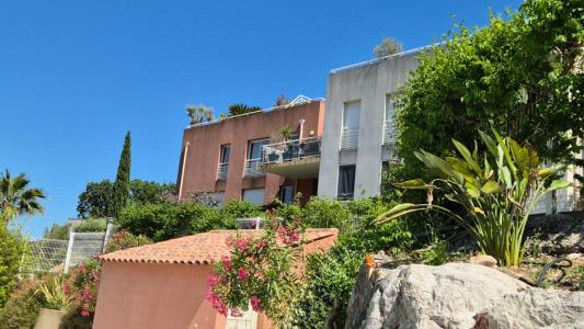 For sale Hyeres 3 rooms 72 m2 Var (83400) photo 0