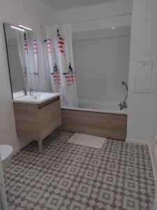 For rent Corbeil-essonnes 2 rooms 46 m2 Essonne (91100) photo 2
