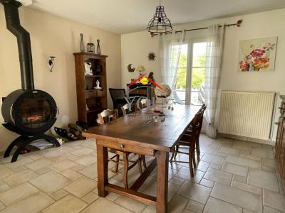 For sale Meru 6 rooms 135 m2 Oise (60110) photo 1
