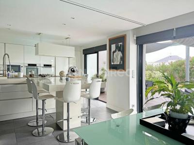 For sale Pau 6 rooms 192 m2 Pyrenees atlantiques (64000) photo 4
