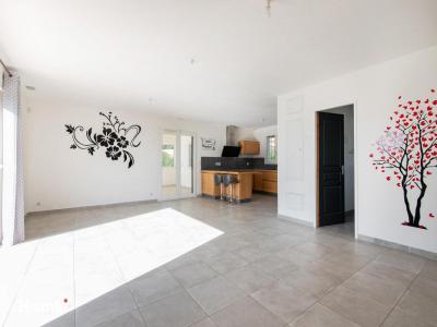 For sale Saint-maximin-la-sainte-baume 5 rooms 99 m2 Var (83470) photo 4