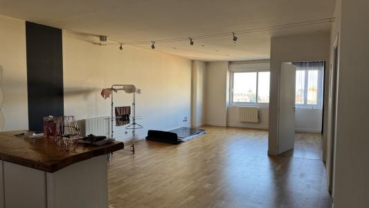 For sale CENTRE VILLE 4 rooms 108 m2 Puy de dome (63300) photo 2