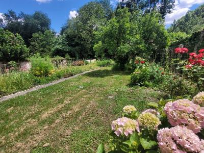 For sale 6 rooms 290 m2 Charente maritime (17400) photo 2