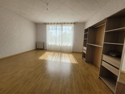 For sale 6 rooms 290 m2 Charente maritime (17400) photo 4